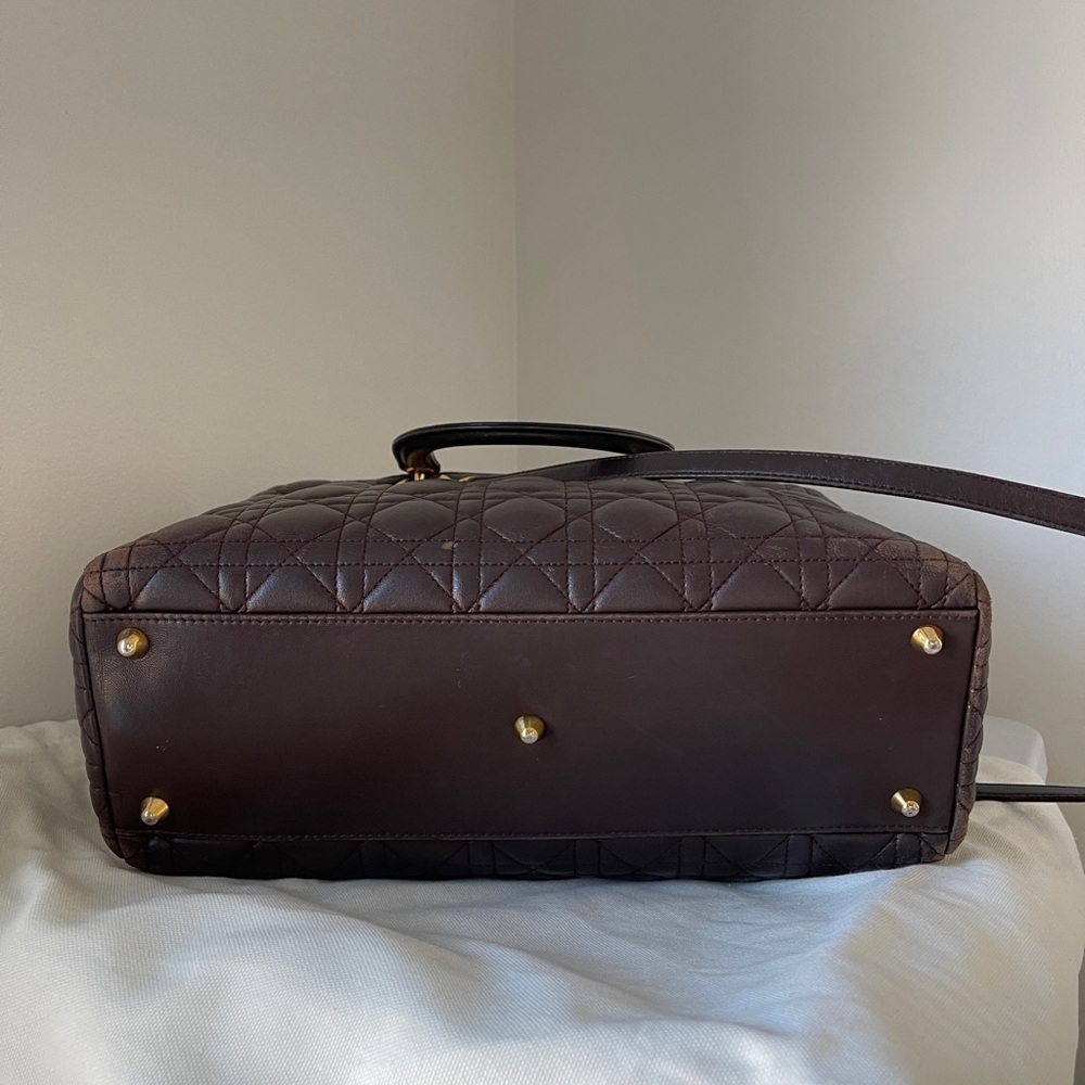 Christian Dior Lambskin Cannage Large Dark Brown Lady Dior
Shoulder Bag - Picture 5 of 11